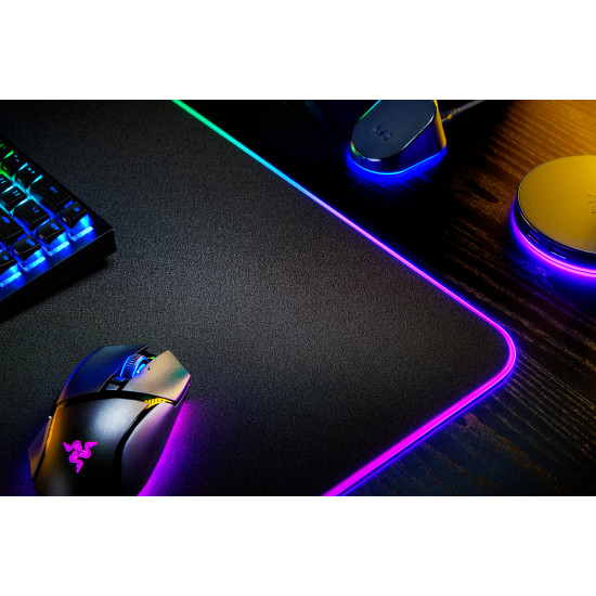 Ігровий килимок Razer Strider Chroma