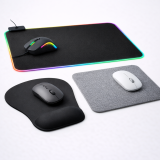 Килимки для миші